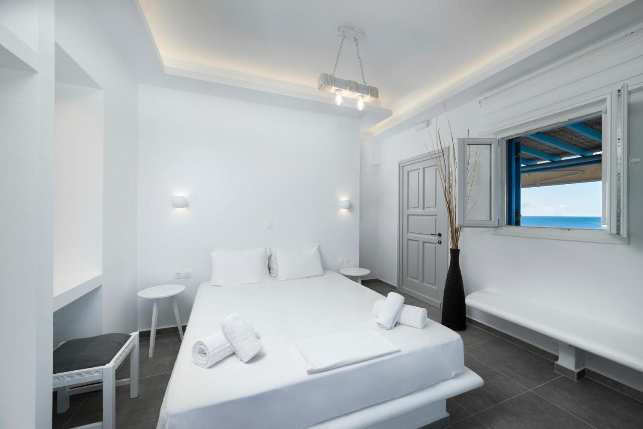 Blue Waves View Villa Баци Екстериор снимка