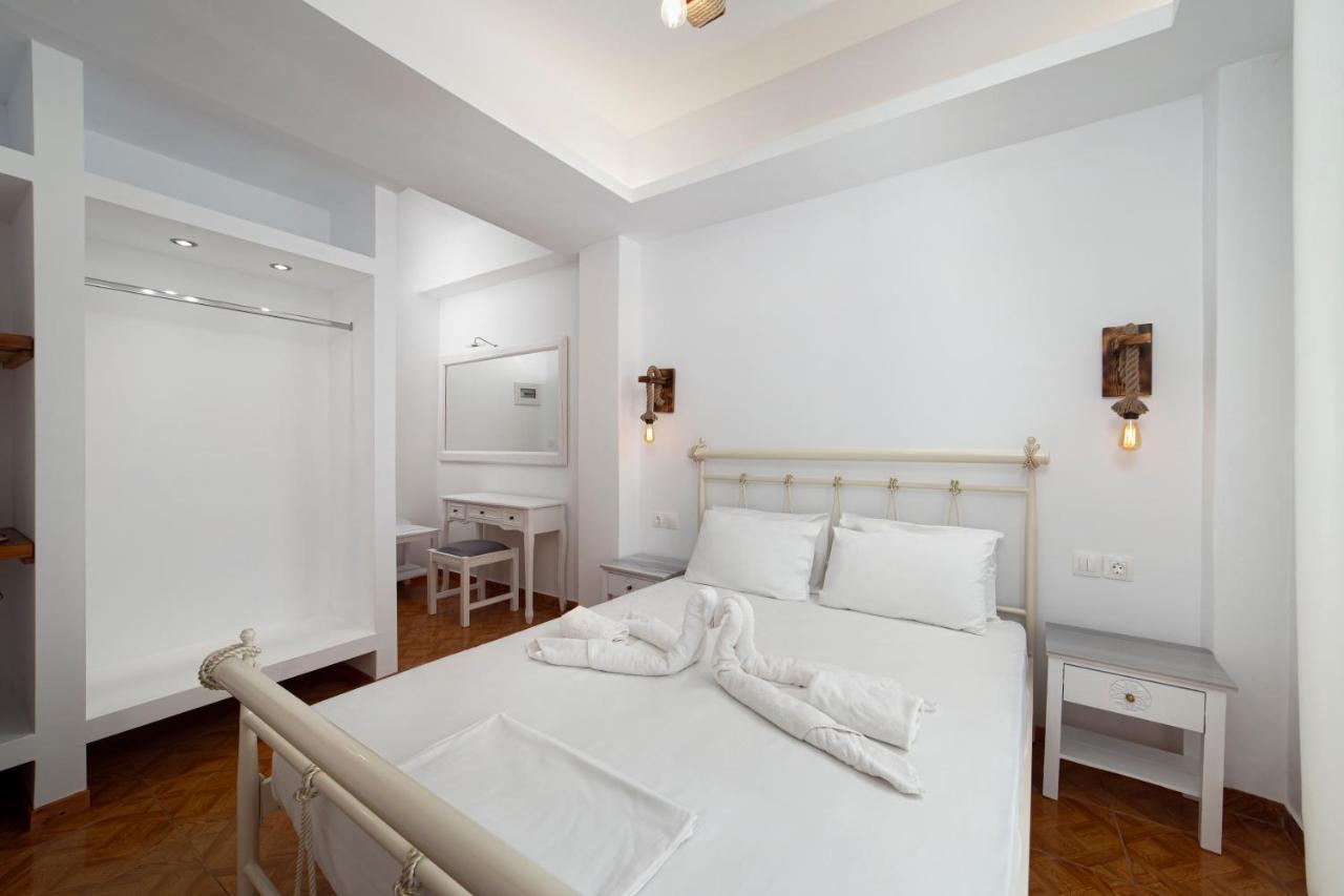 Blue Waves View Villa Баци Екстериор снимка
