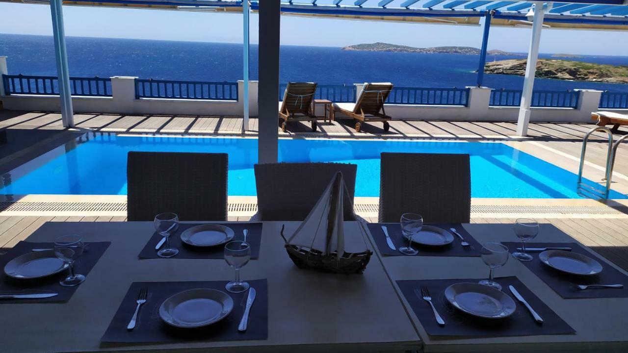 Blue Waves View Villa Баци Екстериор снимка